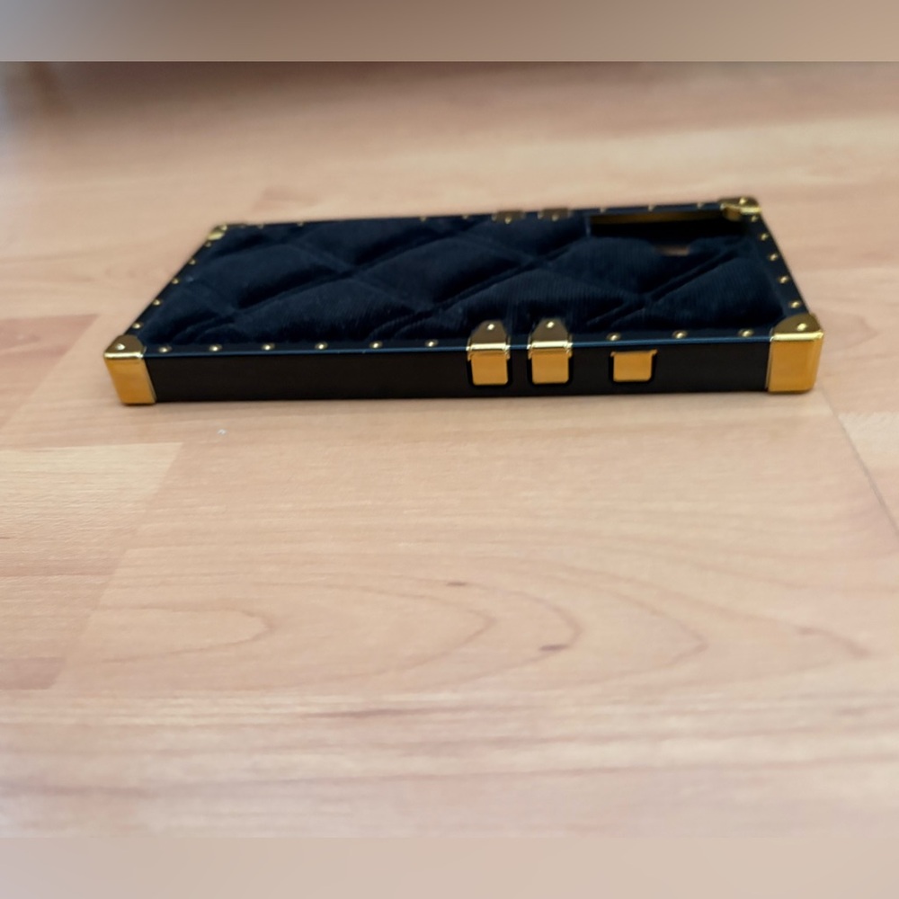 iPhone 16 Black and Gold (Designer-Inspired) Phone Case. Fits just the iPhone 16 - Picture 3 of 6